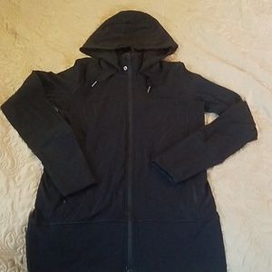 Lululemon black zip up tunic 6